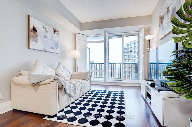 901 - 131 Upper Duke Cres, Condo with 1 bedrooms, 1 bathrooms and null parking in Markham ON | Image 11