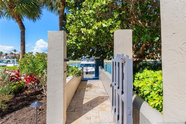 6549 South Marina Way, Townhouse with 4 bedrooms, 4 bathrooms and 2 parking in Stuart FL | Image 52
