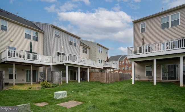 45955 Grammercy Ter, Townhouse with 3 bedrooms, 3 bathrooms and null parking in STERLING VA | Image 54