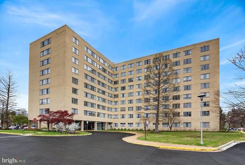 apt-212-6641 Wakefield Dr, ALEXANDRIA, VA, 22307-6861 | Card Image