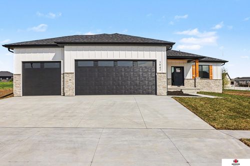 7942 Ponce Dr, Lincoln, NE, 68516-4412 | Card Image