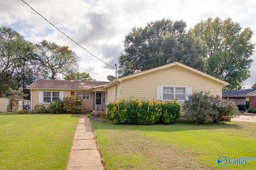 904 Chatterson Rd Se, Huntsville, AL, 35802-3708 | Card Image