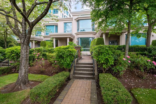 View of front of property with stucco siding | Image 24