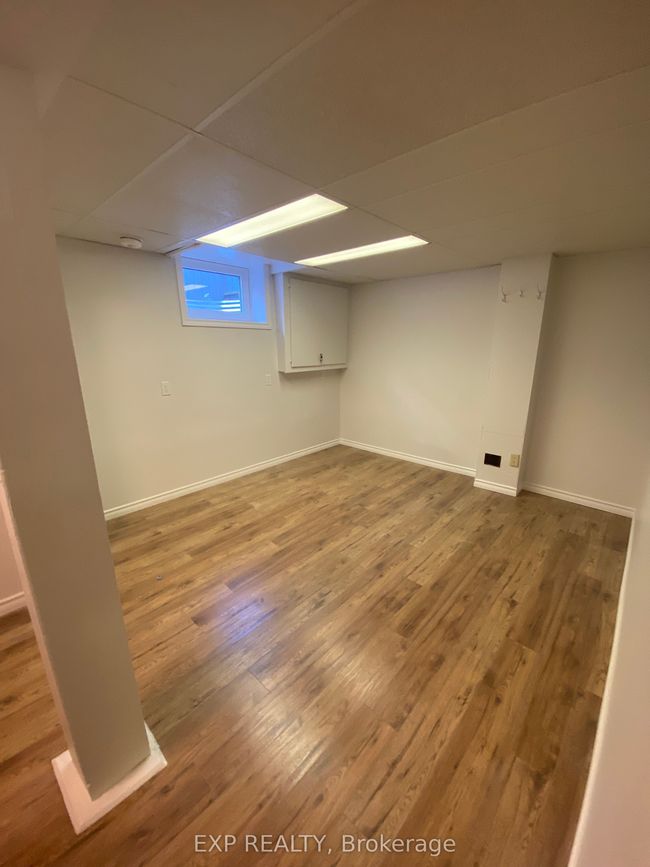 612 Romaine St, House other with 10 bedrooms, 5 bathrooms and 4 parking in Peterborough ON | Image 31
