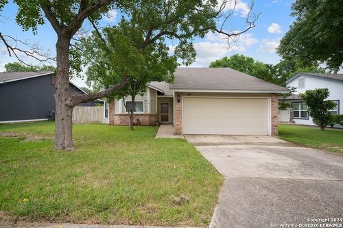9844 Fortune Ridge Dr, Converse, TX, 78109 | Card Image