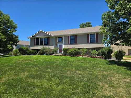 718 Brookside Dr, Warrensburg, MO, 64093-2498 | Card Image