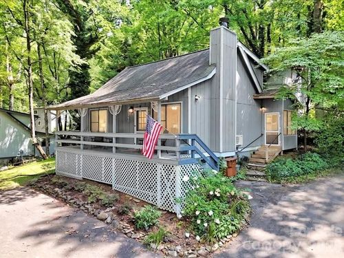 49 Lisa Ln, Maggie Valley, NC, 28751-8701 | Card Image