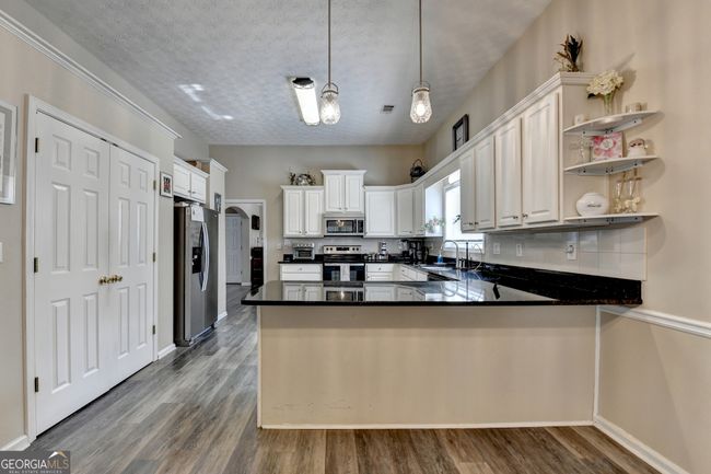 305 Morning Glen Dr, House other with 4 bedrooms, 2 bathrooms and 2 parking in Suwanee GA | Image 31