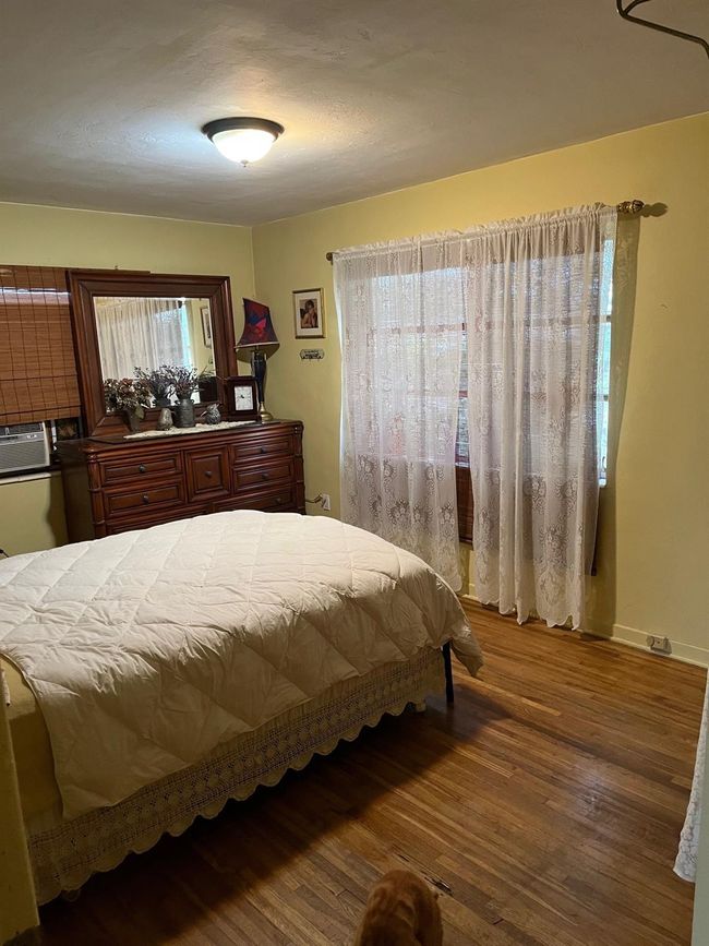 Bedroom | Image 9