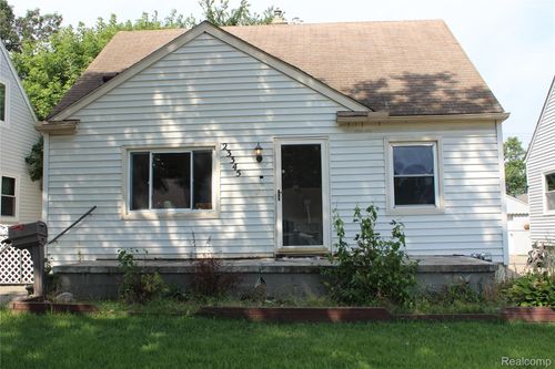 23345 Tawas Ave, Hazel Park, MI, 48030-2721 | Card Image