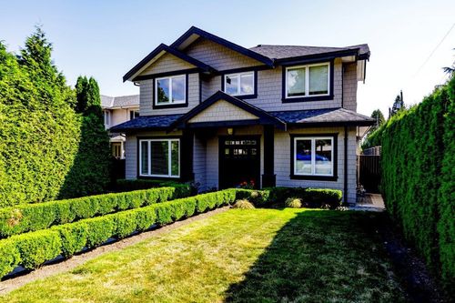619 E 17th St, North Vancouver, BC, V7L2W7 | Card Image