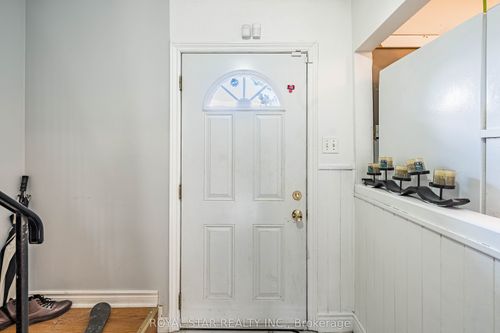 99-105 Hansen Rd N, Brampton, ON, L6V3C9 | Card Image