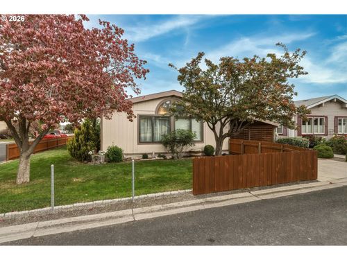 21-910 Cowl St, MiltonFreewater, OR, 97862 | Card Image