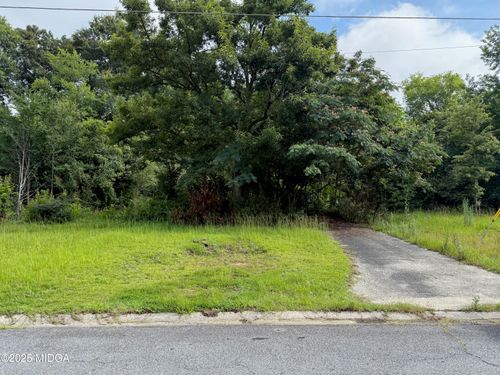 2801 Deeb Dr, Macon, GA, 31206-4919 | Card Image