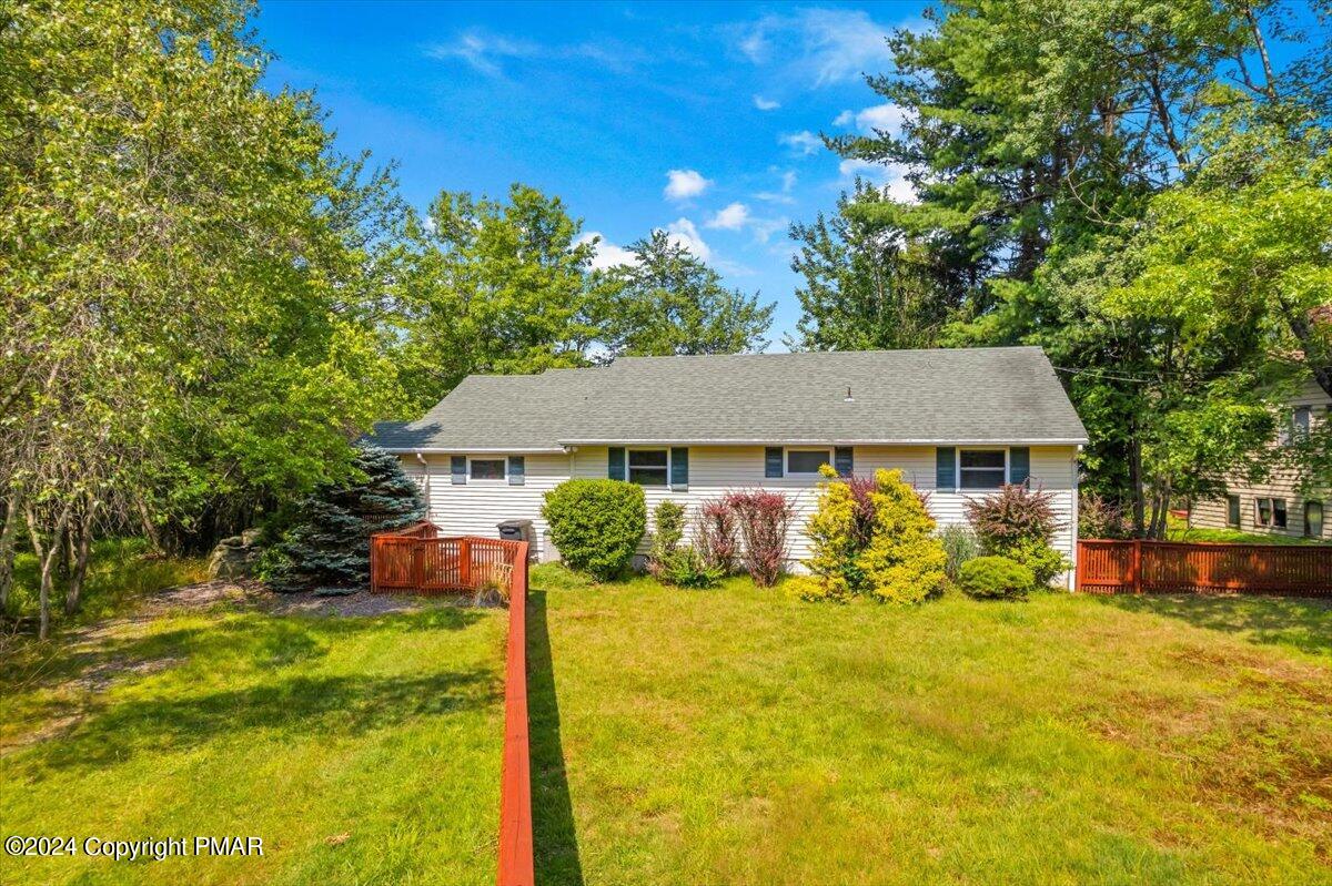 Sylvan Ln, Pocono Summit, PA 18346