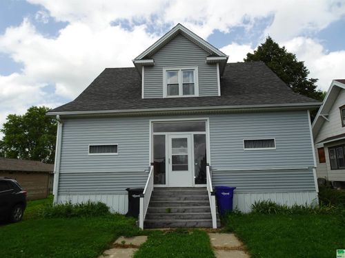 106 E 4th St, Sanborn, IA, 51248-1130 | Card Image