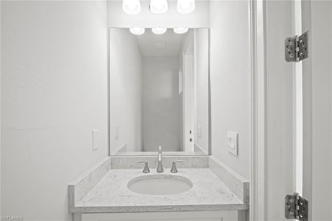 Outdoor Half Bath Off of Lanai | Image 22