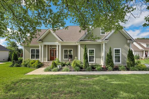 69 Stone Creek Blvd, Mc Minnville, TN, 37110-6062 | Card Image