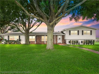 714 Summit Drive, House other with 4 bedrooms, 3 bathrooms and null parking in Sebring FL | Image 1