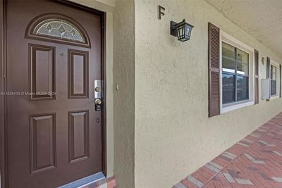 F - 47 W Stratford Ln W, Condo with 2 bedrooms, 2 bathrooms and null parking in Boynton Beach FL | Image 3