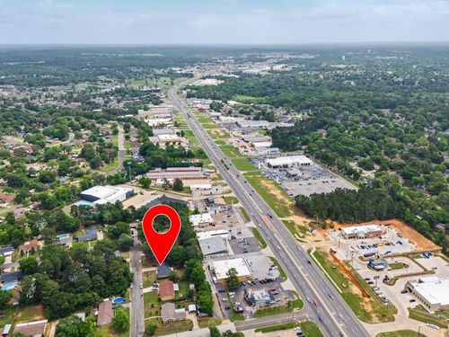 2104 Wainwright Ct, Longview, TX, 75605-2202 | Card Image