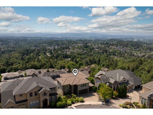 4023 Nw Sunset Cir, Portland, OR, 97229-2652 | Card Image