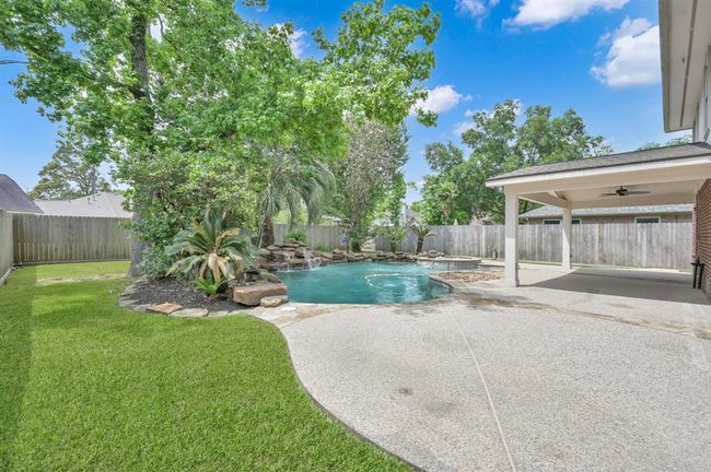 FENCED BACKYARD | Image 34