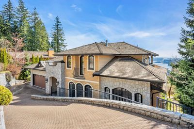 2336 Kadlec Crt, House other with 7 bedrooms, 6 bathrooms and 4 parking in West Vancouver BC | Image 2