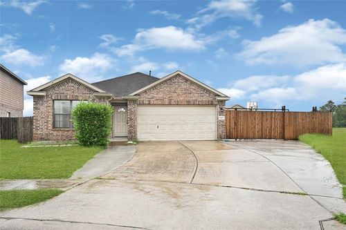 9002 Saint Laurent Ln, Houston, TX, 77044-1934 | Card Image