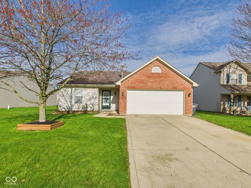 6233 Boulder Dr, Anderson, IN, 46013-3762 | Card Image
