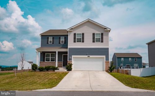 186 Bell Tower Ln, CHARLES TOWN, WV, 25414-1013 | Card Image