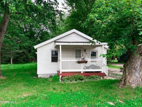 282 Charlotte St, Tiffin, OH, 44883-2931 | Card Image