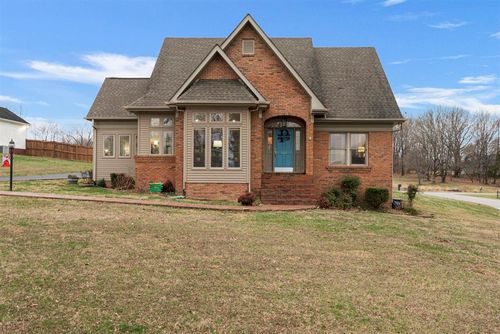 211 Autumn Ridge Rd, Glasgow, KY, 42141-7093 | Card Image