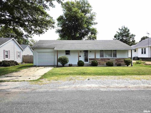 329 Sumner St, Carlinville, IL, 62626-1444 | Card Image