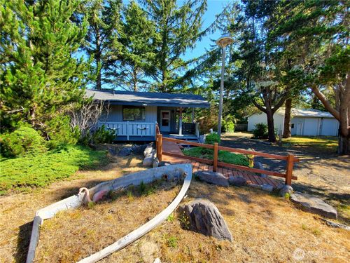 1000 Mount Olympus Ave Se, Ocean Shores, WA, 98569-9114 | Card Image