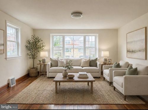 7553 Battersby St, PHILADELPHIA, PA, 19152-4532 | Card Image