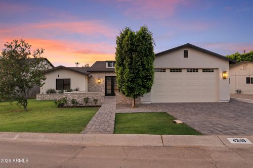 4348 E Mitchell Dr, Phoenix, AZ, 85018-5934 | Card Image