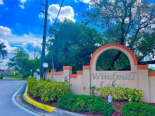 apt-206-334 Sw 86th Ave, Pembroke Pines, FL, 33025-1407 | Card Image