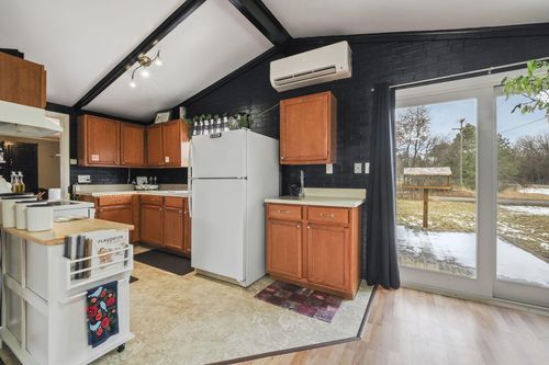 2018 W 68th St, Baldwin, MI, 49304-9408 | Card Image
