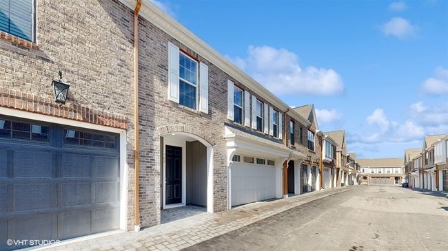705 England Rd, Townhouse with 3 bedrooms, 3 bathrooms and 2 parking in Cranberry Twp PA | Image 4