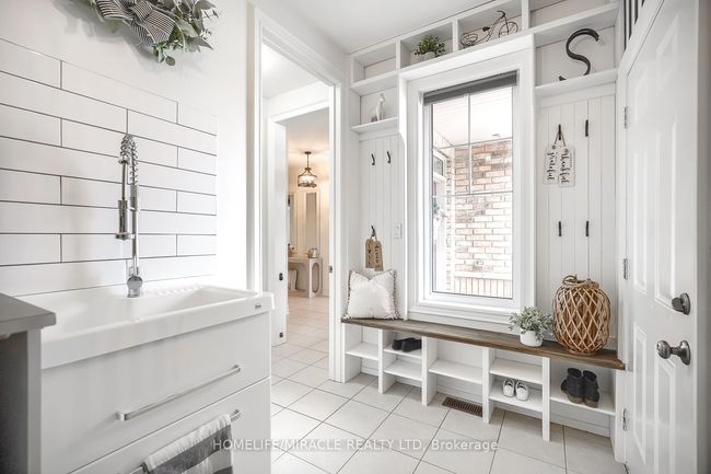 49 Benson Ave, House other with 6 bedrooms, 5 bathrooms and 7 parking in Mono ON | Image 23