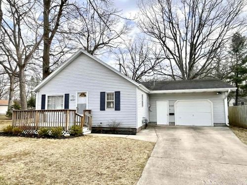 3057 Glenrick Ave, Muskegon, MI, 49442-4522 | Card Image