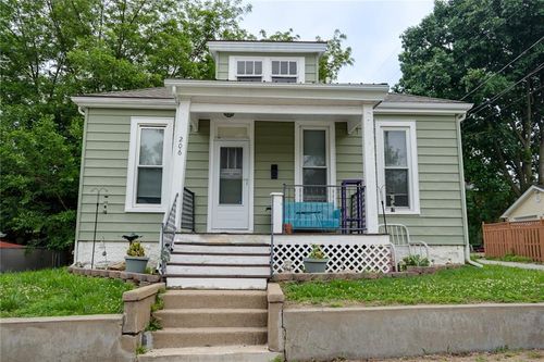 206 S 15th St, Lexington, MO, 64067-1466 | Card Image