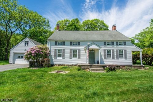 34 Unneberg Ave, Succasunna, NJ, 07876-1232 | Card Image