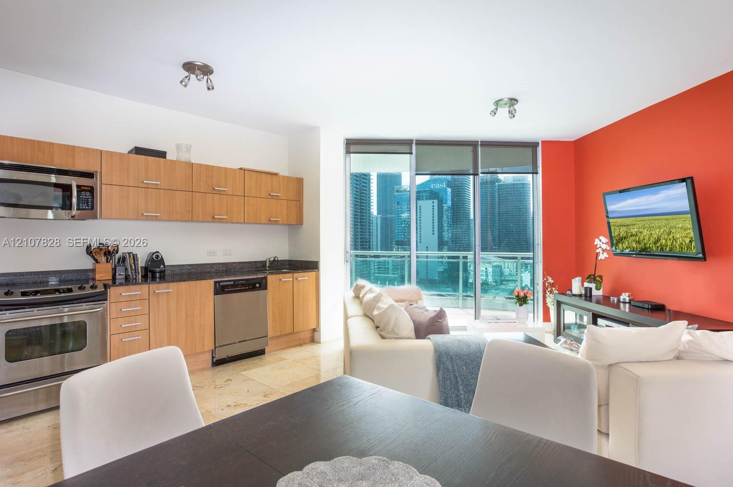 Residential Lease in Miami 3