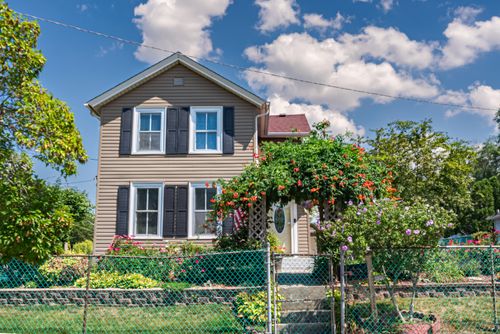 225 High St, Aurora, IL, 60505-2713 | Card Image