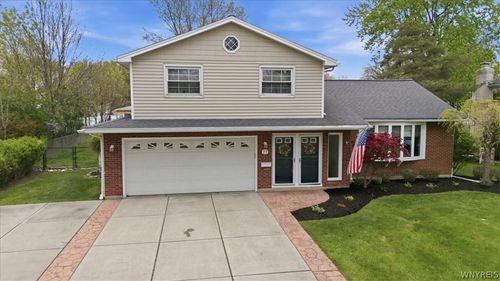 77 Willow Ln, Amherst, NY, 14228-3433 | Card Image