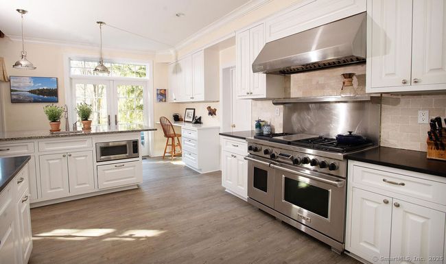 47 Old Norwalk Rd, House other with 4 bedrooms, 3 bathrooms and null parking in New Canaan CT | Image 9