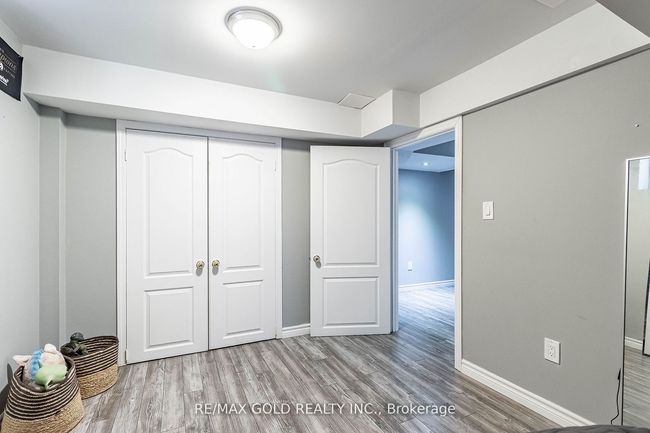 251 Father Tobin Rd, House other with 6 bedrooms, 4 bathrooms and 4 parking in Brampton ON | Image 36