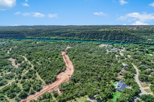 900 Quinlan Park Road S, Austin, TX, 78732 | Card Image